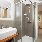 Modern 4-bedroom With Pool In *