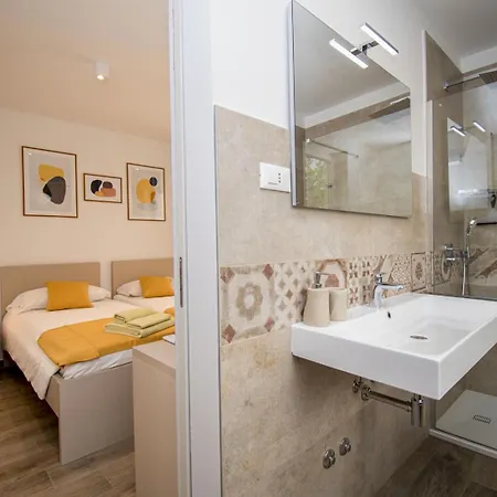 Modern 4-bedroom With Pool In